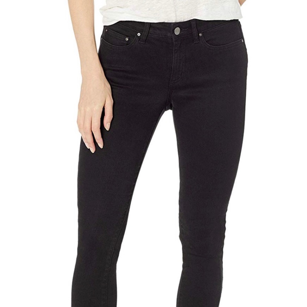 Influencer favorite- Daily Ritual Denim